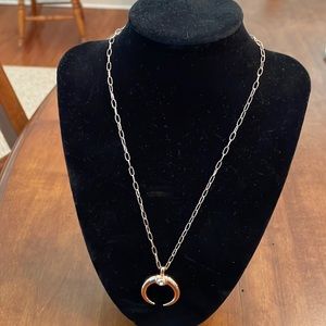 NWOT Henri Bendel rose tone necklace